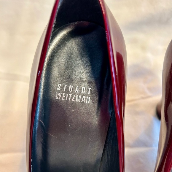 Stunning Stuart Weitzman Ruby, patent leather heels, size 9 1/2 medium - Picture 4 of 4
